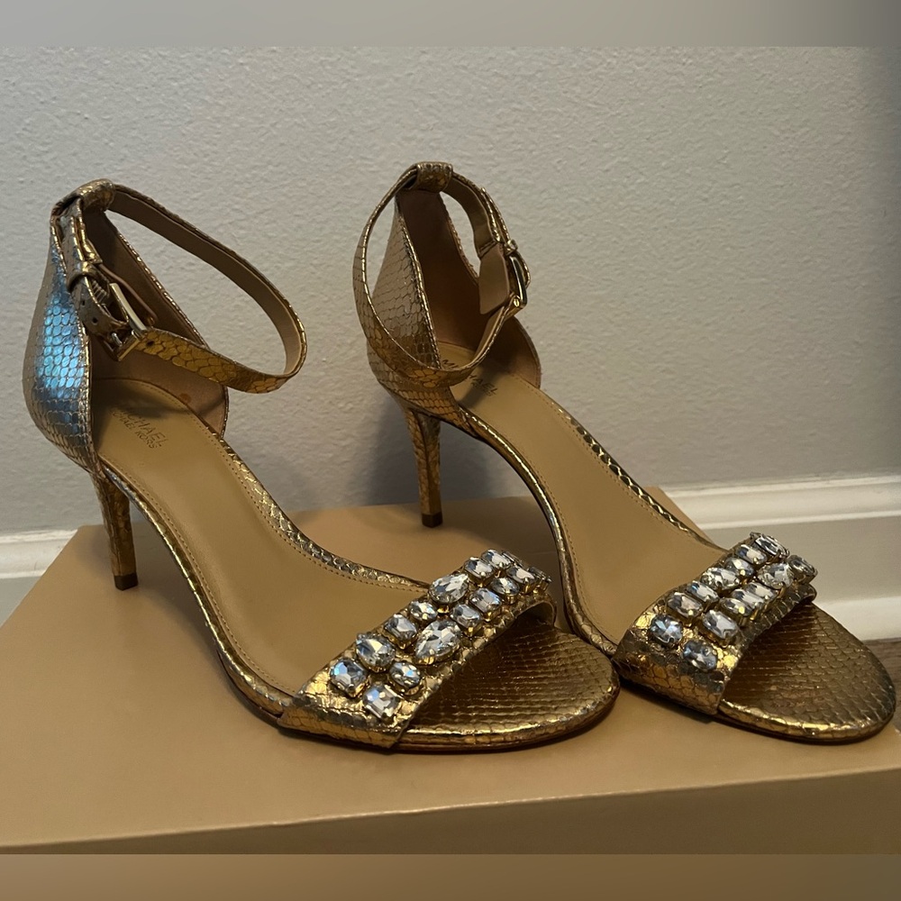 New Michael Kors Gold Size 9 Jeweled Wedding Shoe